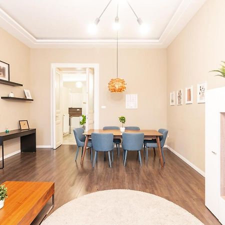 Spacious Luxury Apartment At The Heart Of Budapeste Exterior foto