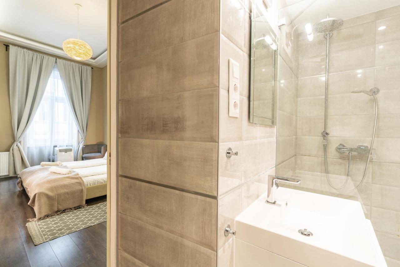 Spacious Luxury Apartment At The Heart Of Budapeste Exterior foto